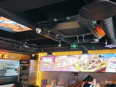 -鸣记脆皮烤鱼·海鲜烤鱼(三八广场店)