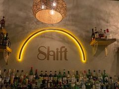 -Shift cocktail bar鸡尾酒吧