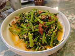 酸笋炒空心菜-浩海火烧云傣家菜(京广店)