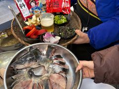 -刘姐啤酒鱼民族演艺餐厅(西街总店)