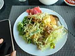 -亚洲国际大酒店·云顶阁旋转自助餐厅