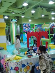 -多宝熊亲子乐园(瑞景商业广场店)