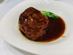 红烧狮子头-乾隆美食·本帮菜(黄河路店)