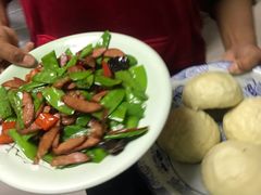 -天天向上素食餐厅(五台山店)