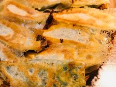 -阿洪锅贴王(小吃城店)