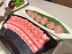-海底捞火锅鲜切牛肉主题店(长寿路店)