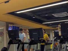 -超鹿运动(大唐世家店)