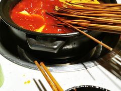 -钢管厂五区小郡肝串串香(奥克斯广场锦城万达店)