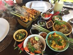 -DiAtas by Art Cafe Bumbu Bali