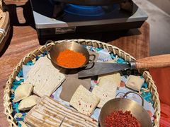 -包整·丝娃娃(一览甲秀楼风景店)