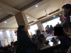 等位区-小龙大肉面馆