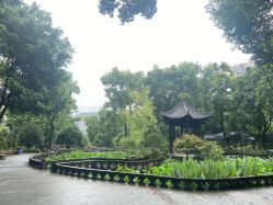 -黑马婚纱摄影