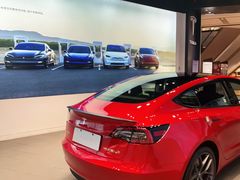 -TESLA 特斯拉(上海太古汇体验店)