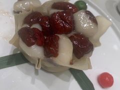 红衣少女-蝶园·装修中(BFC外滩金融中心店)