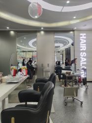 -MOVAN  HAIR莫凡匠人发型屋