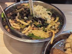 -柳州肥姨妈大骨螺蛳粉(东靖路店)