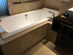 -广州天河希尔顿酒店