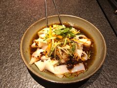 羊毛工镇凉皮-丝路金桃·新疆菜(徐汇店)