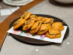 虾滑韭菜煎茄盒-川旺角融合菜•海景餐厅(星海广场店)