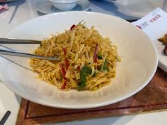 -红樱桃·欢乐餐厅(太原里店)