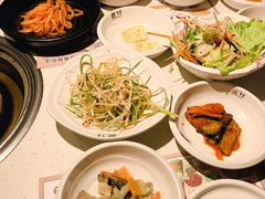 餐前小菜-本家韩国烤肉(青岛万象城店)