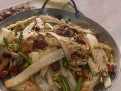 -一口猪海鲜浑锅·东北家常菜