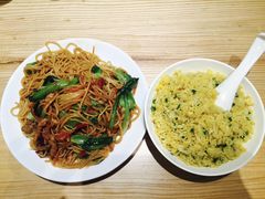 -诚铭记·虾仁汤包·成都小吃(融创店)