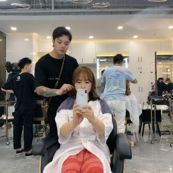 -AYO SALON