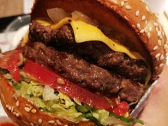 -The Habit Burger Grill 哈比特汉堡(复兴soho店)