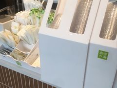 -奈雪的茶(湖滨银泰in77C区PRO店)