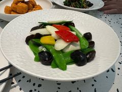 橄榄油炒田园时蔬-大树餐厅(朝阳大悦城店)