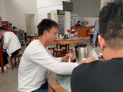 大堂-容里煲仔饭(利丰北路店)