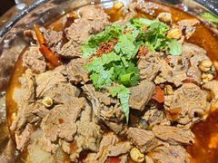 -大众跷脚牛肉馆·非遗传承单位(峨眉山店)