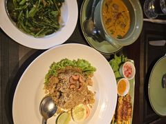 -Sala Thai Restaurant