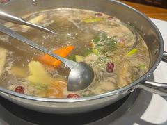 -乡土黄·鲜牛肉火锅·小龙虾(兴业街店)