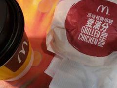 -麦当劳(百联西郊购物中心店)