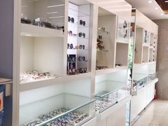 -明月眼镜(三坝店)