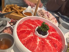 -洪氏嗨捞·广东猪肚鸡·椰子鸡火锅(西咸万象城店)