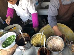 -正宗杂粮煎饼香软鸡蛋饼