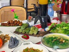 -刘姐啤酒鱼民族演艺餐厅(西街总店)