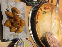 -洱火云南酸菜牛肉火锅(石景山当代商城店)