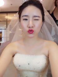 -挪娅婚纱摄影皇家会所