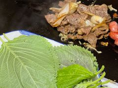 -长白山火山石烤肉