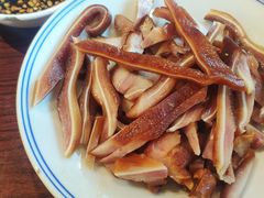 卤猪耳-聚合鑫东北熏酱熟食麻辣面(长阳店)