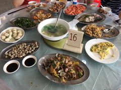 -红月湾海鲜饭店•沙滩海景(双月湾店)
