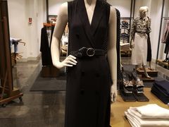 -Massimo Dutti(曲江银泰店)