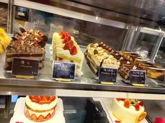 -Dough&Joe团憩(瑞虹天地月亮湾店)