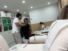 -郑远元专业修脚房(栖山路店)