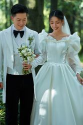 -乐派诗婚纱摄影