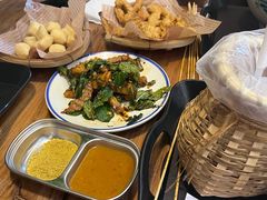 -云阿蛮云南生烫牛肉米线(奉贤路店)